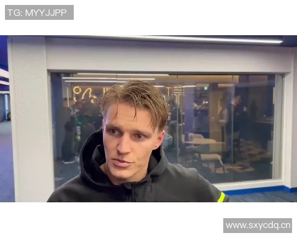 德天空揭秘拜仁小将卡尔的成长故事与偶像厄德高的影响 德天空揭秘拜仁小将卡尔的成长故事与偶像厄德高的影响