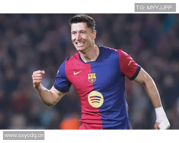 马卡分析:莱万面临首发压力费兰逐渐成为球队中锋核心 马卡分析:莱万面临首发压力费兰逐渐成为球队中锋核心