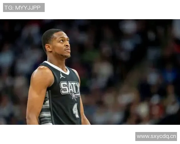 福克斯首节高光表现后下半场低迷仅得6分全场贡献25分助球队拼搏