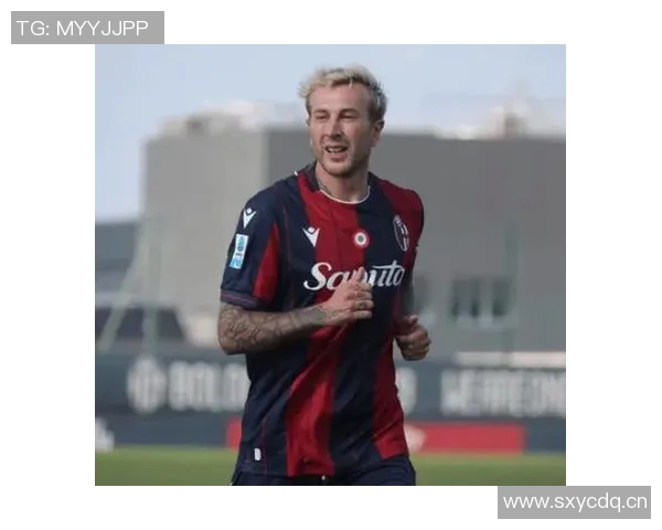 贝纳德斯基回忆：年轻时妻子拒绝我但我坚持追求爱情的故事