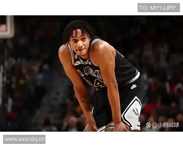 伊森新赛季表现平平场均仅得35分续约问题引发关注