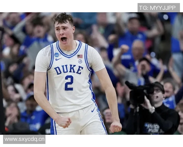 弗拉格感激加福德的支持与建议共同进步的篮球伙伴关系