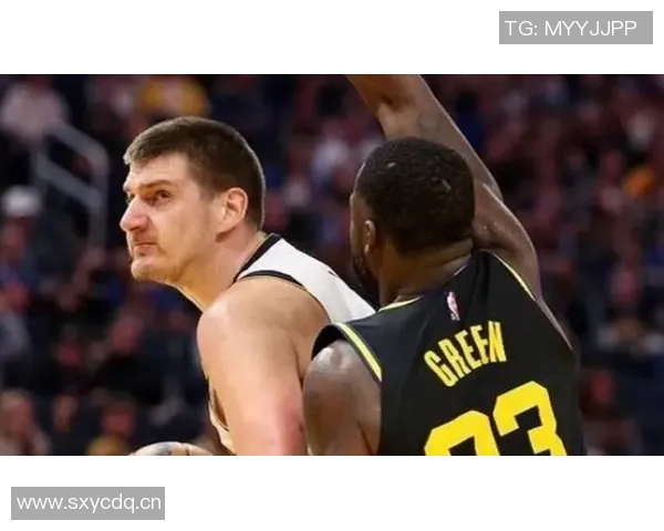 库明加成功指挥库里换防盖掉约基奇勾手展现防守实力