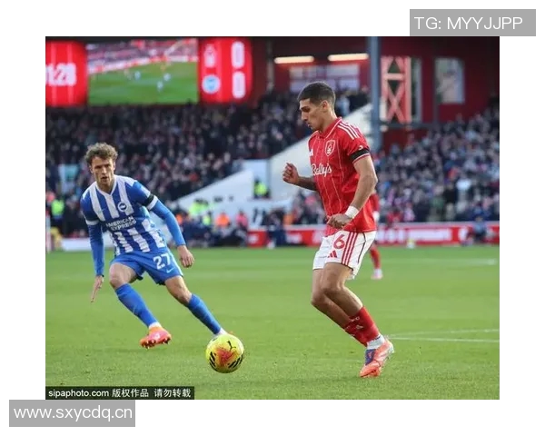 法尔克透露拜仁关注诺丁汉森林中卫穆里略但转会费用昂贵