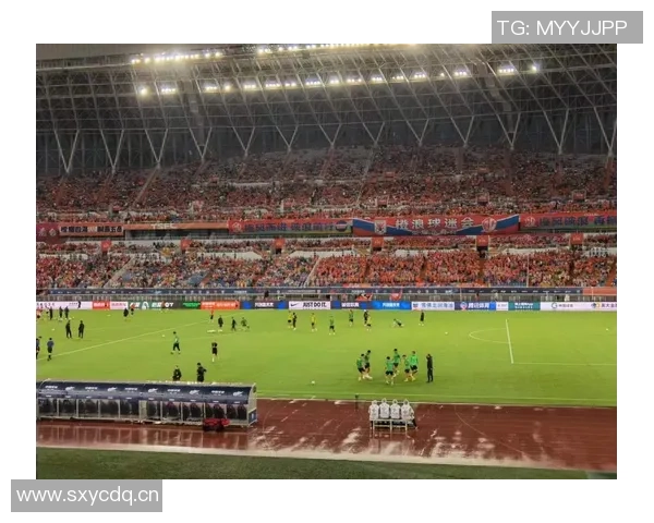 北京国安出征天津备战热身赛即将打响期待精彩对决