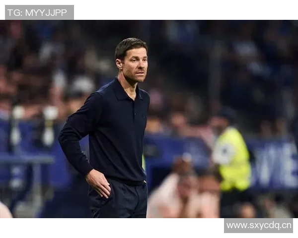 皇马球员对阿隆索的批评声浪加剧高层态度引发关注 皇马球员对阿隆索的批评声浪加剧高层态度引发关注