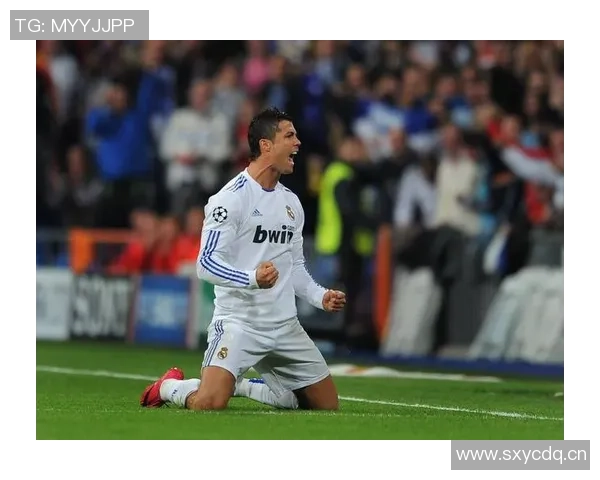 穆里尼奥回忆皇马时期称全胜阿贾克斯因有C罗本泽马伊瓜因助力