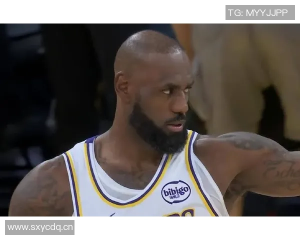 詹姆斯助攻总数超越保罗独占历史第二再创里程碑成就 詹姆斯助攻总数超越保罗独占历史第二再创里程碑成就