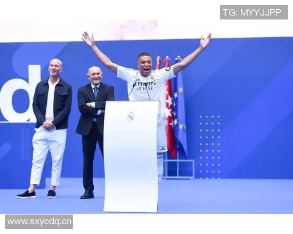 伯纳乌球迷狂嘘倒龙派维尼修斯贝林巴尔韦德姆巴佩却未受影响 伯纳乌球迷狂嘘倒龙派维尼修斯贝林巴尔韦德姆巴佩却未受影响